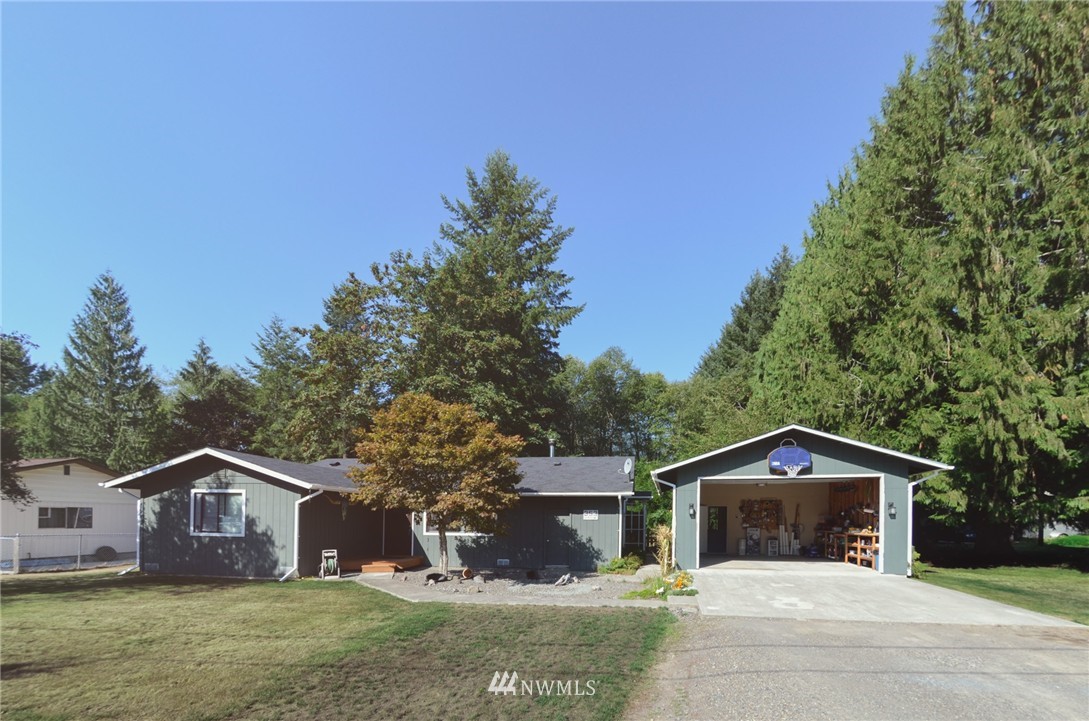 353 Kosmos Lane Morton, WA 98356 - Photo 3 of 24 Gallery Image 3