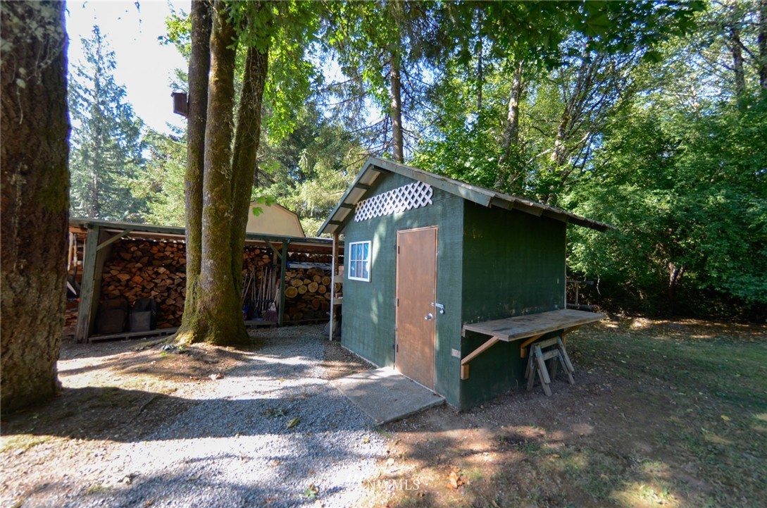 353 Kosmos Lane Morton, WA 98356 - Photo 9 of 24 Gallery Image 9