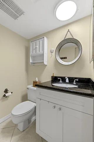 $360,000 | 110 North Delaware Boulevard, Unit 18A, Jupiter, FL 33458