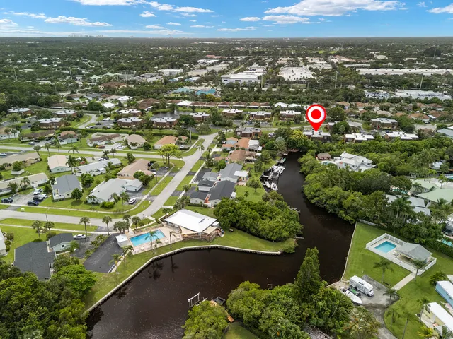 $360,000 | 110 North Delaware Boulevard, Unit 18A, Jupiter, FL 33458