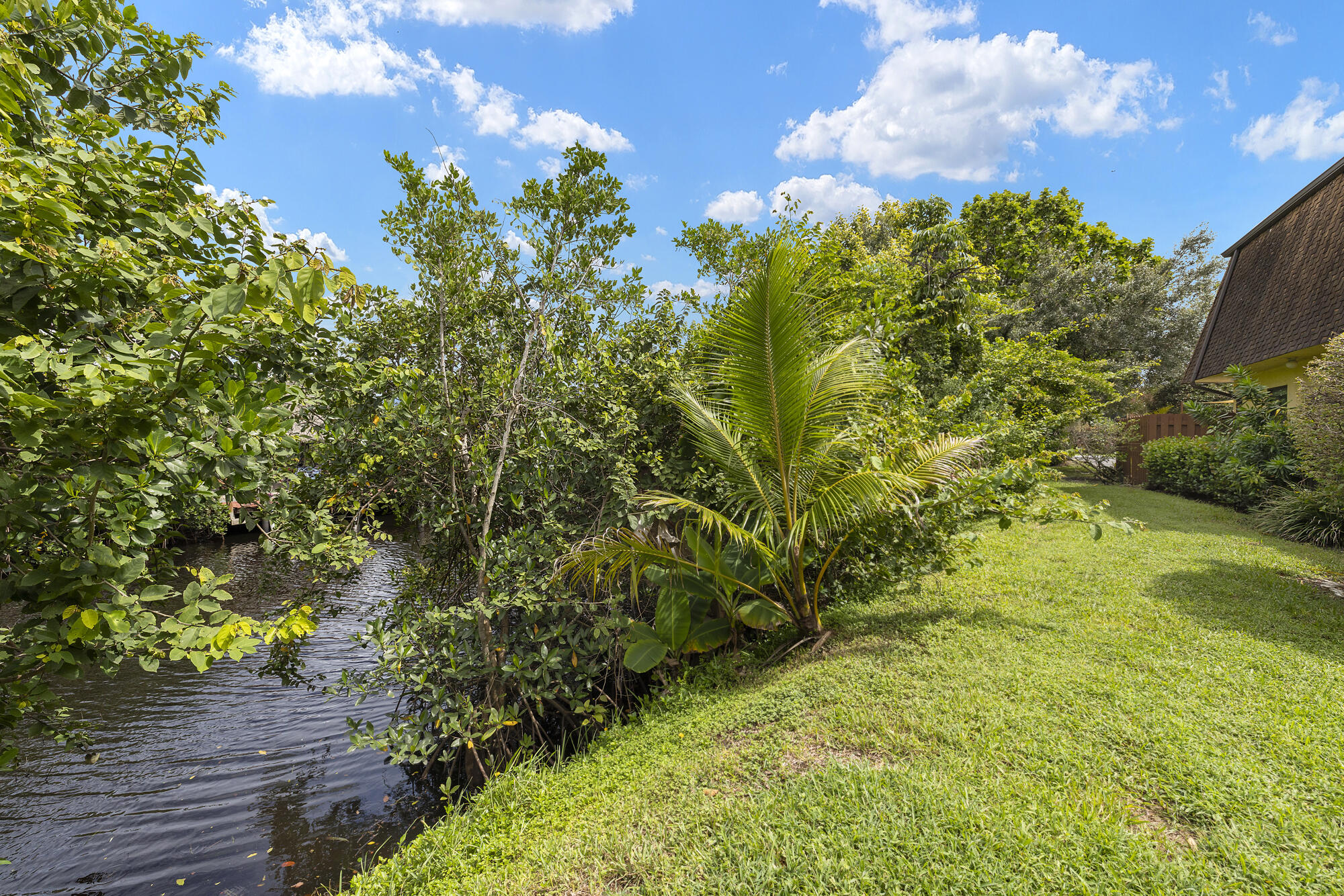 110 North Delaware Boulevard, Unit 18A Jupiter, FL 33458 - Photo 3 of 30