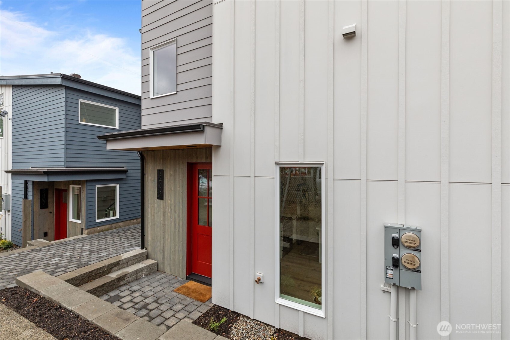 8405 42nd Avenue Southwest Seattle, WA 98136 - Photo 35 of 37