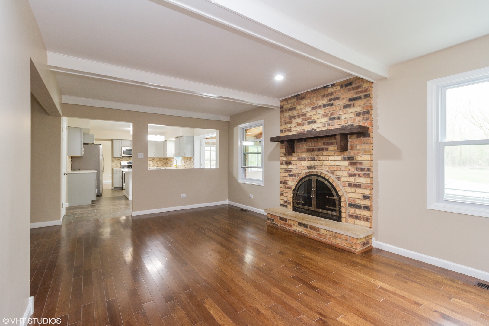 2830 Willow Road Homewood, IL 60430 - Photo 5 of 17