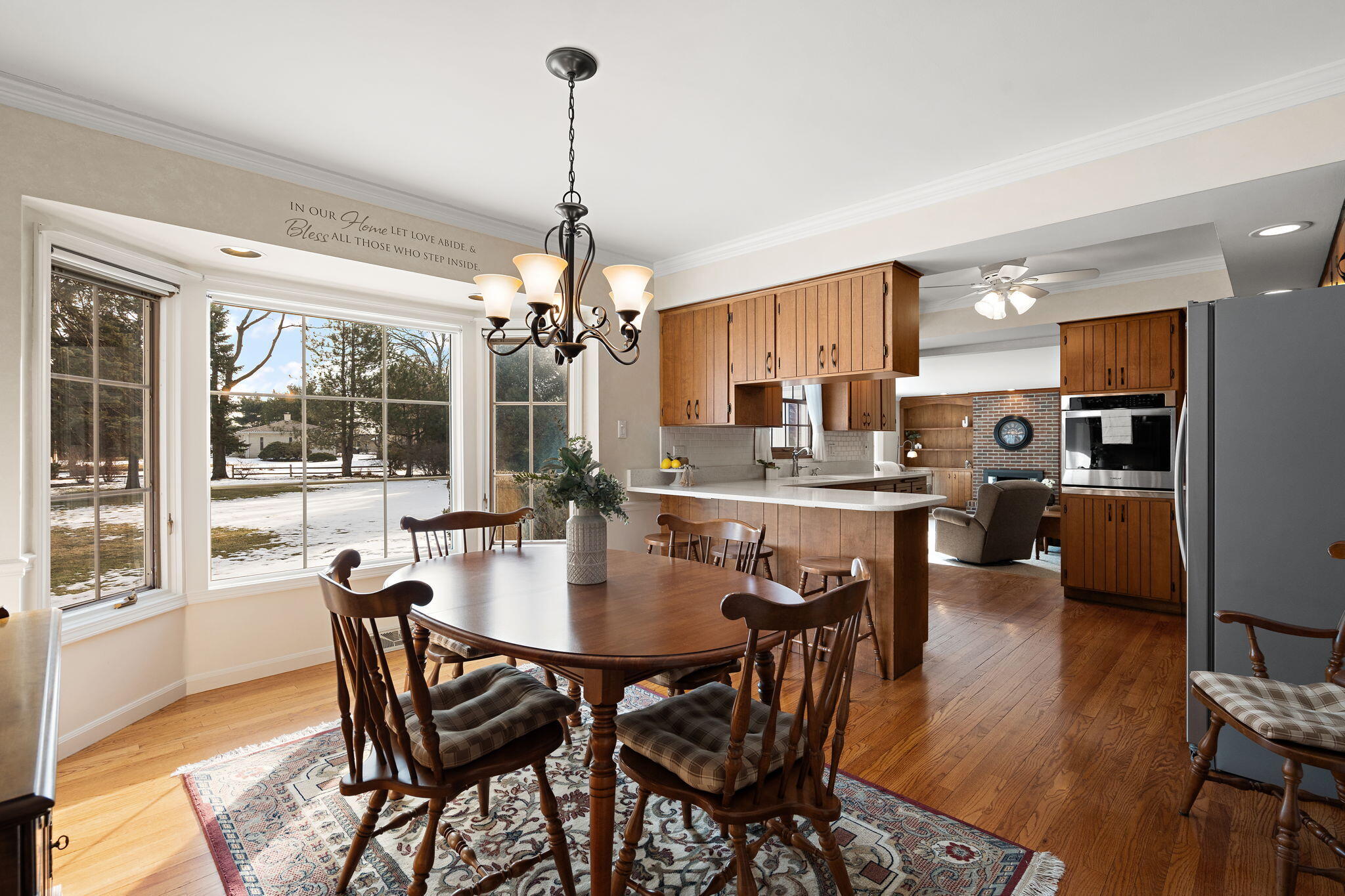 8423 Harrison Avenue Munster, IN 46321 - Photo 12 of 43 2048x1365