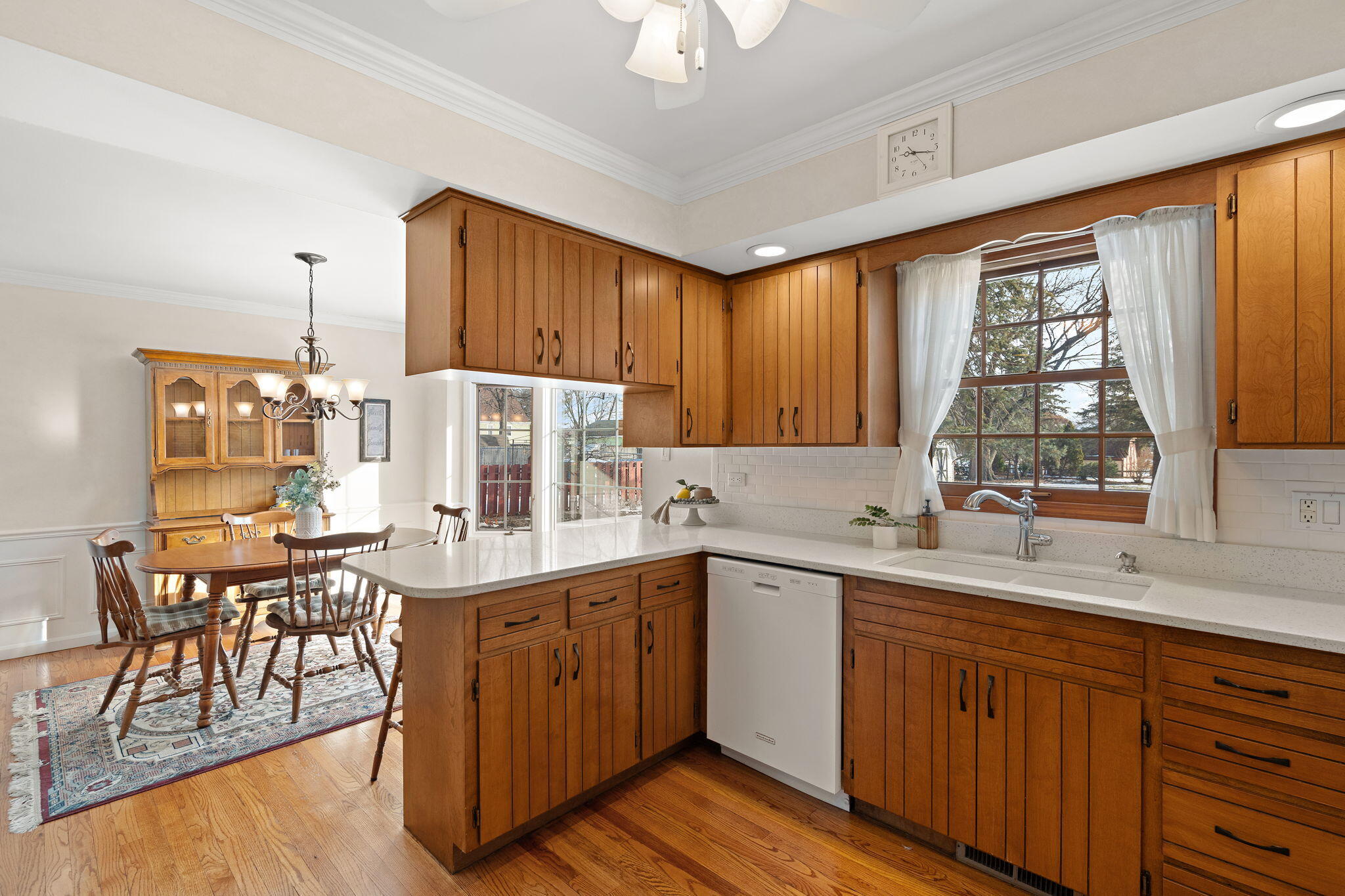 8423 Harrison Avenue Munster, IN 46321 - Photo 14 of 43 2048x1365