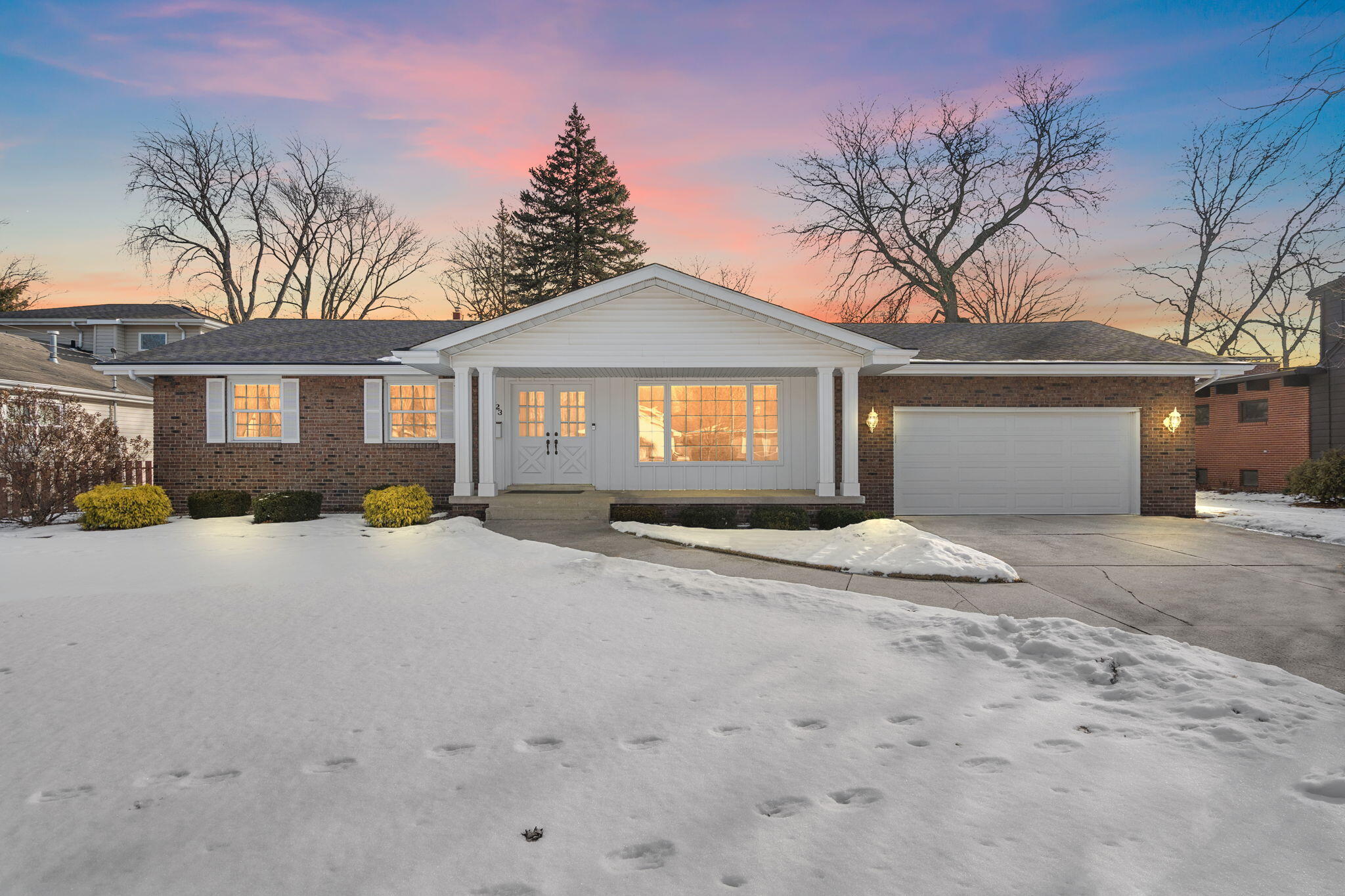 8423 Harrison Avenue Munster, IN 46321 - Photo 2 of 43 2048x1365