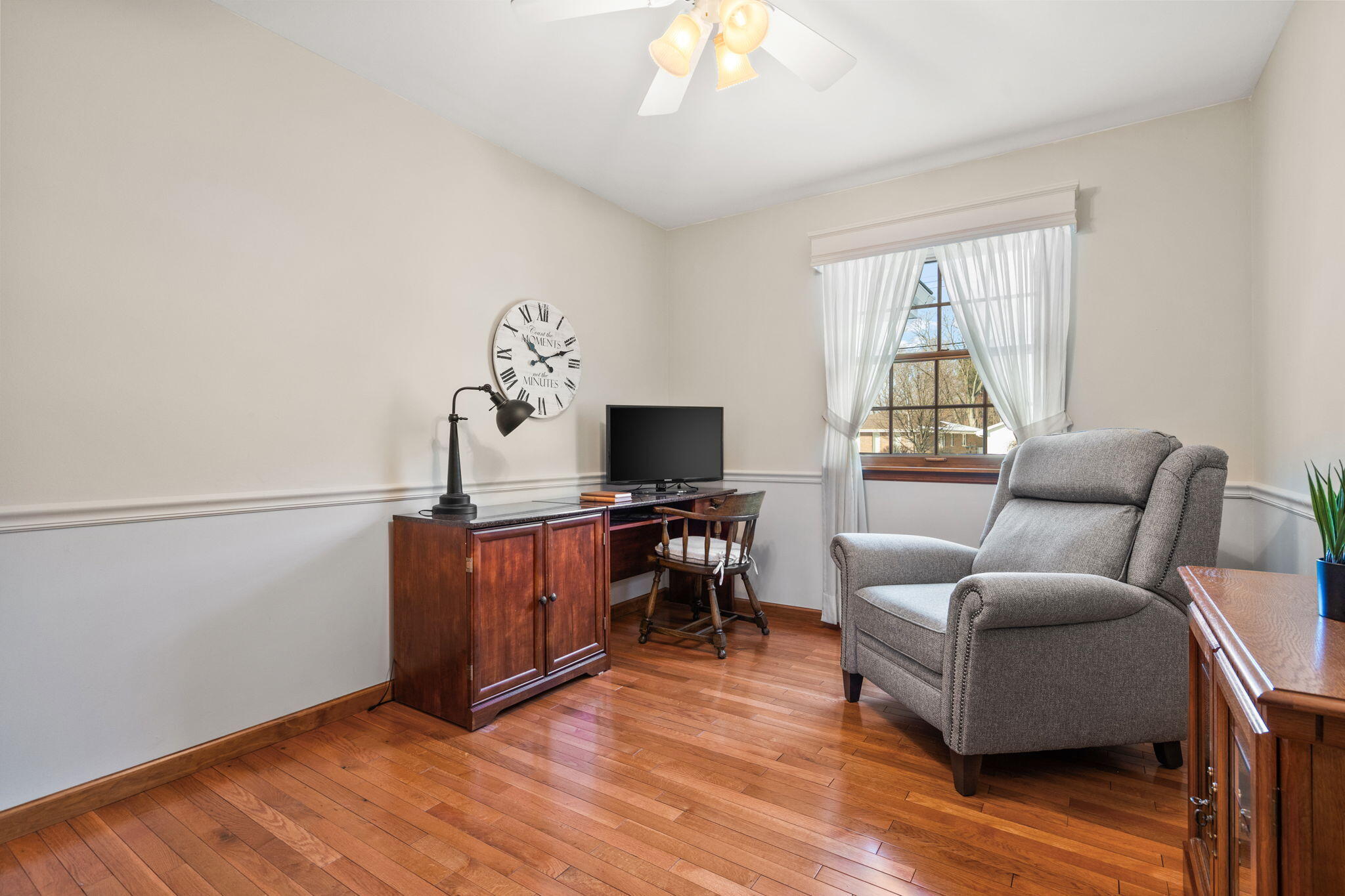 8423 Harrison Avenue Munster, IN 46321 - Photo 22 of 43 2048x1365