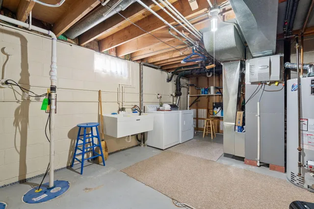 $450,000 | 8423 Harrison Avenue, Munster, IN 46321