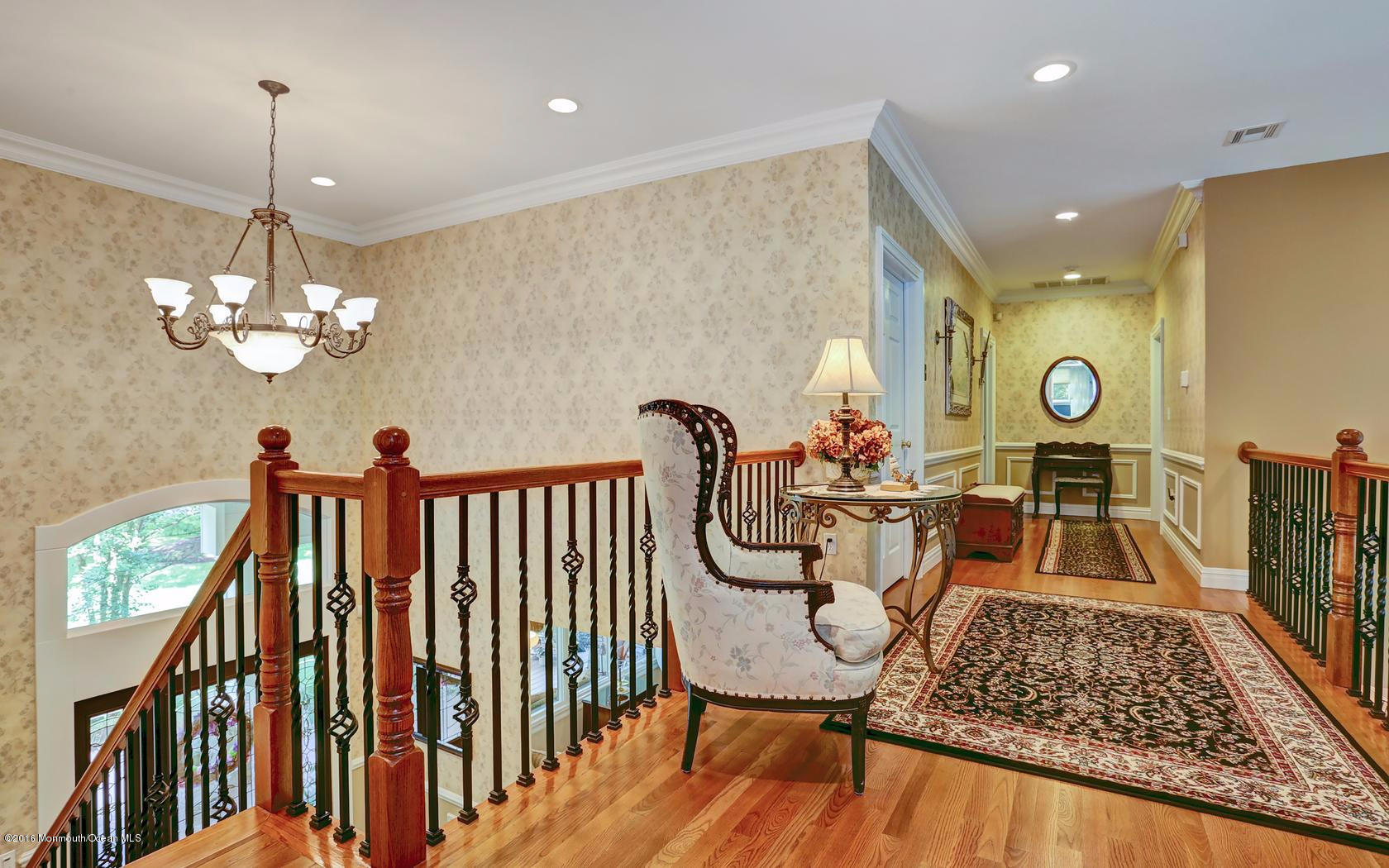 7 Willow Road Holmdel, NJ 07733 - Photo 18 of 33 Upstairs Hallway