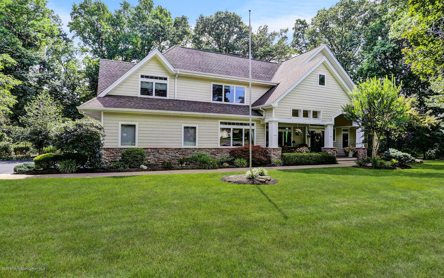 7 Willow Road Holmdel, NJ 07733 - Photo 2 of 33 Front