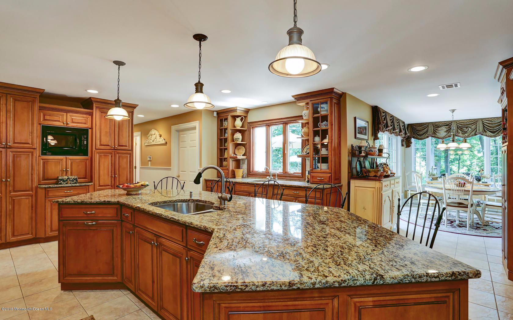7 Willow Road Holmdel, NJ 07733 - Photo 8 of 33 Kitchen (3)