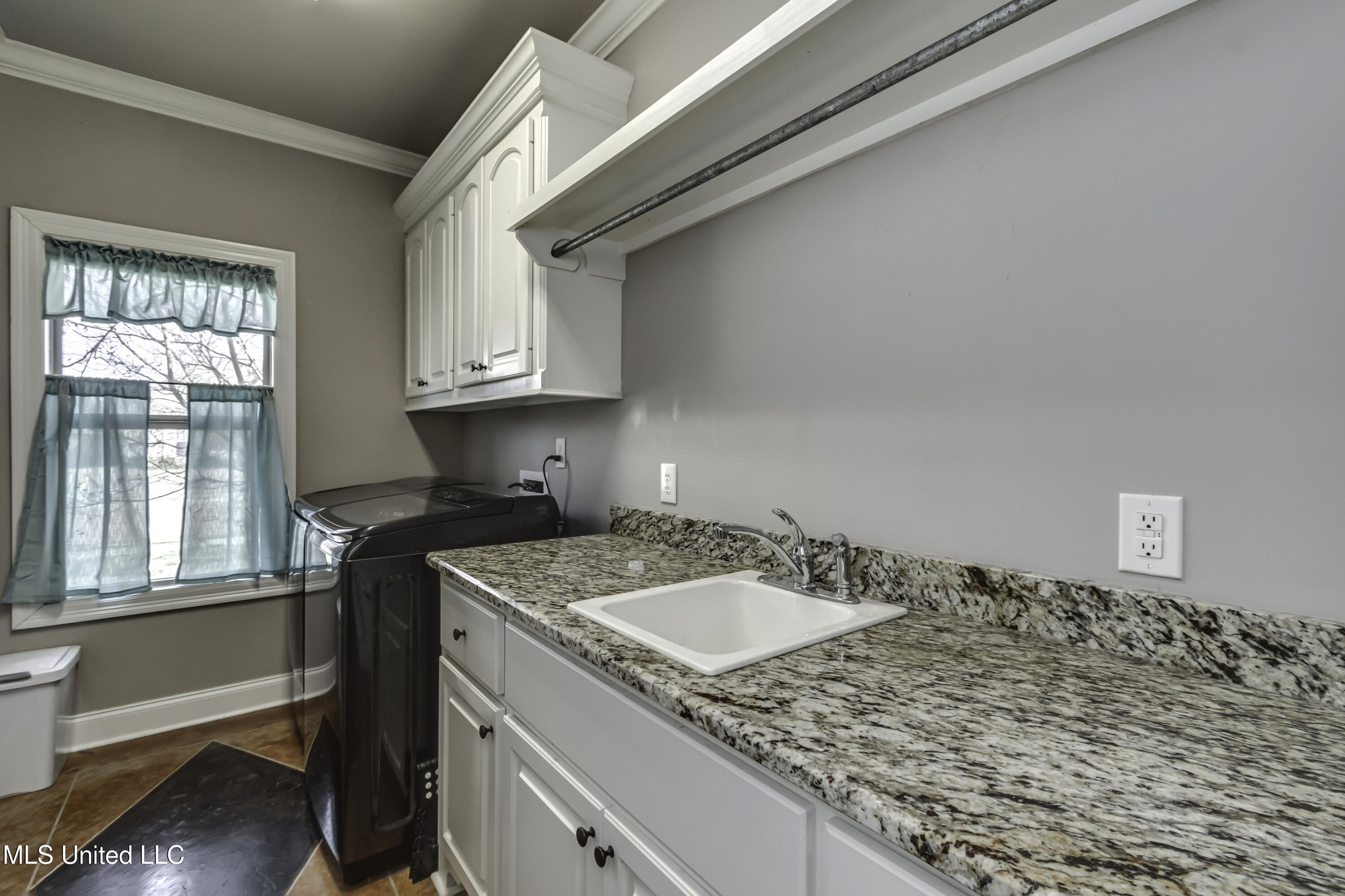 601 Emerald Court Brandon, MS 39047 - Photo 30 of 51 601 emerald--44