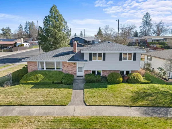$439,900 | 5724 North Fleming Street, Spokane, WA 99205