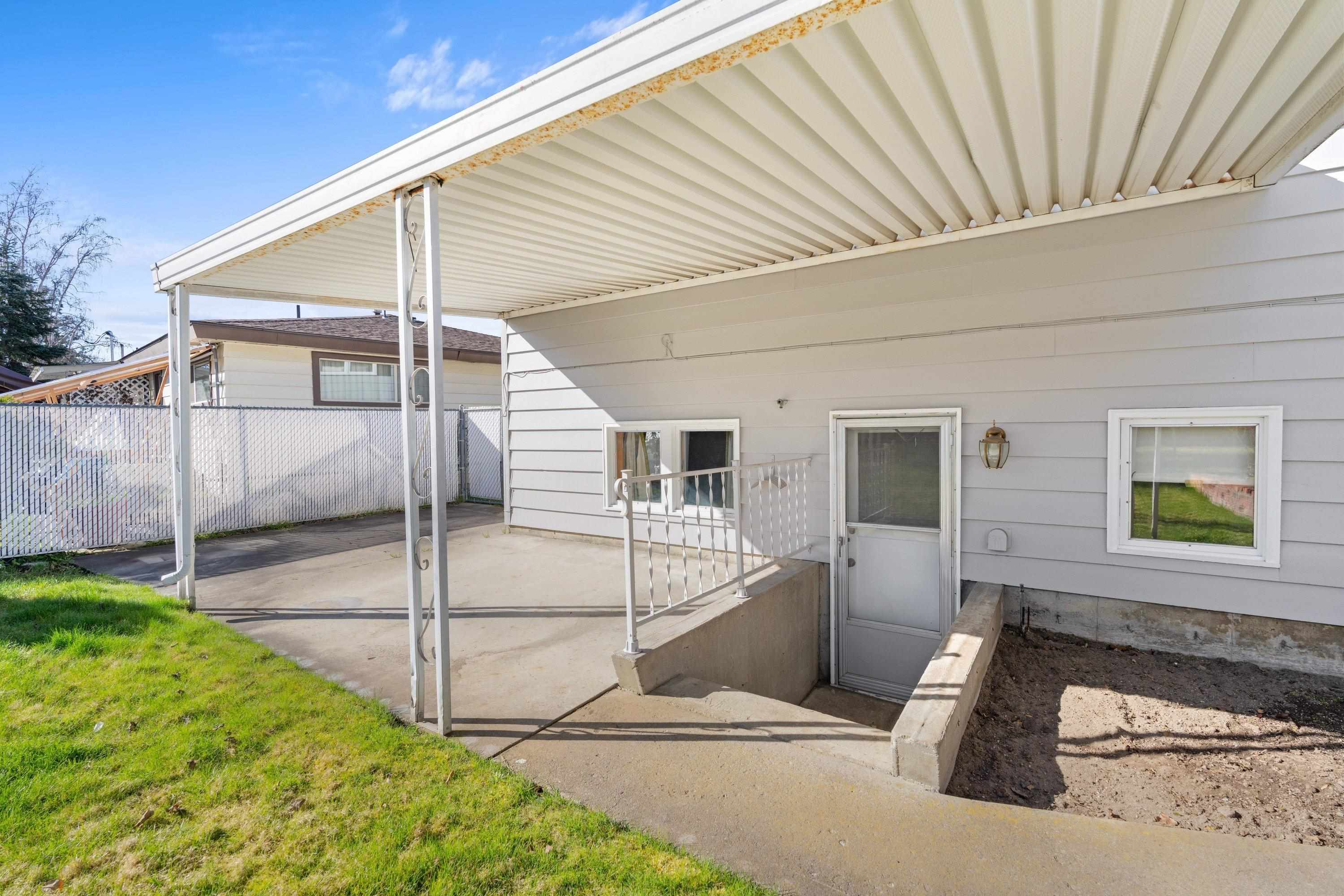 5724 North Fleming Street Spokane, WA 99205 - Photo 36 of 49