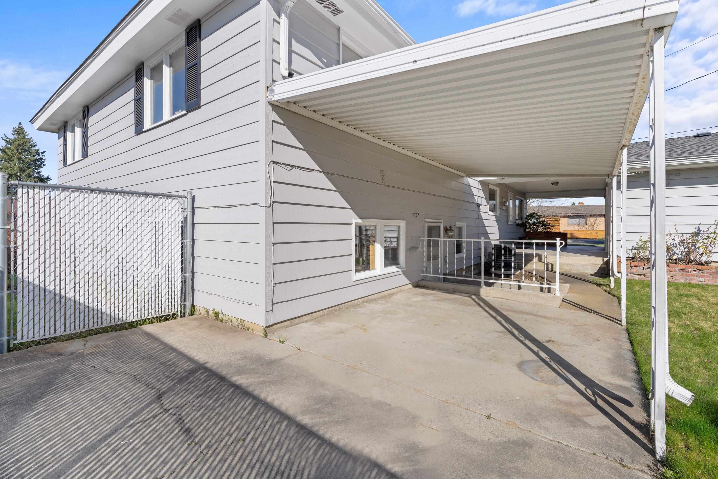 5724 North Fleming Street Spokane, WA 99205 - Photo 37 of 49