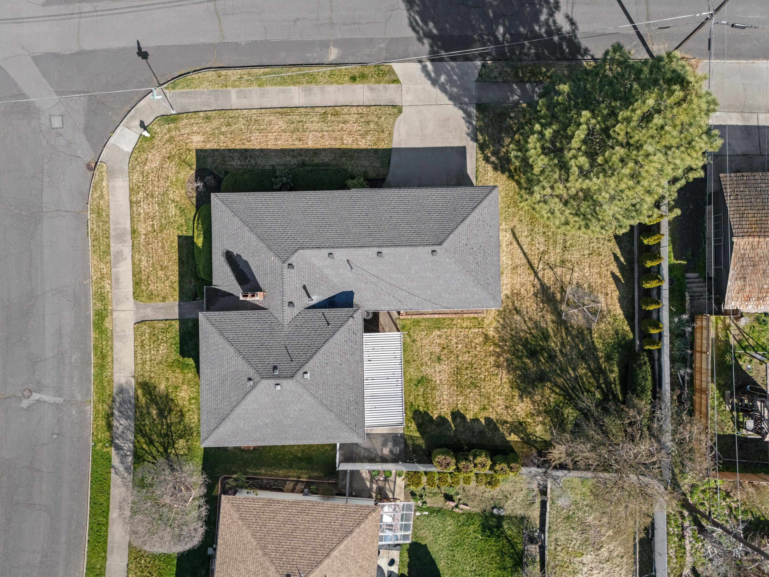 5724 North Fleming Street Spokane, WA 99205 - Photo 44 of 49