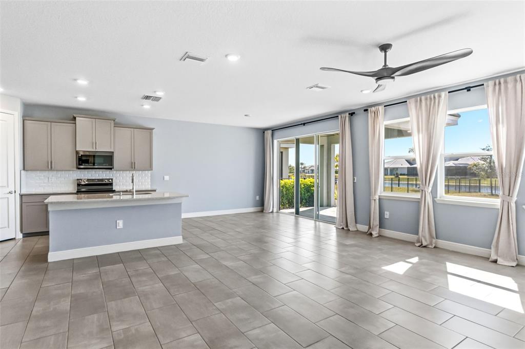 17828 Gulf Ranch Place Bradenton, FL 34211 - Photo 11 of 46