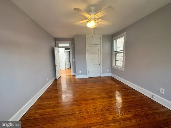 $2,995 | 809 1/2 King Street, Unit 3, Alexandria, VA 22314