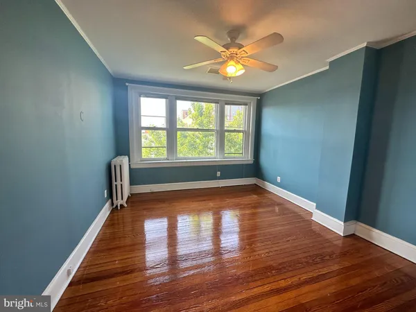 $2,995 | 809 1/2 King Street, Unit 3, Alexandria, VA 22314