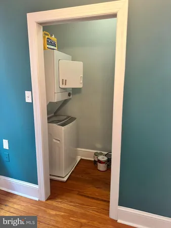 $2,995 | 809 1/2 King Street, Unit 3, Alexandria, VA 22314