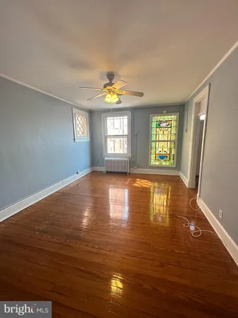 $2,995 | 809 1/2 King Street, Unit 3, Alexandria, VA 22314