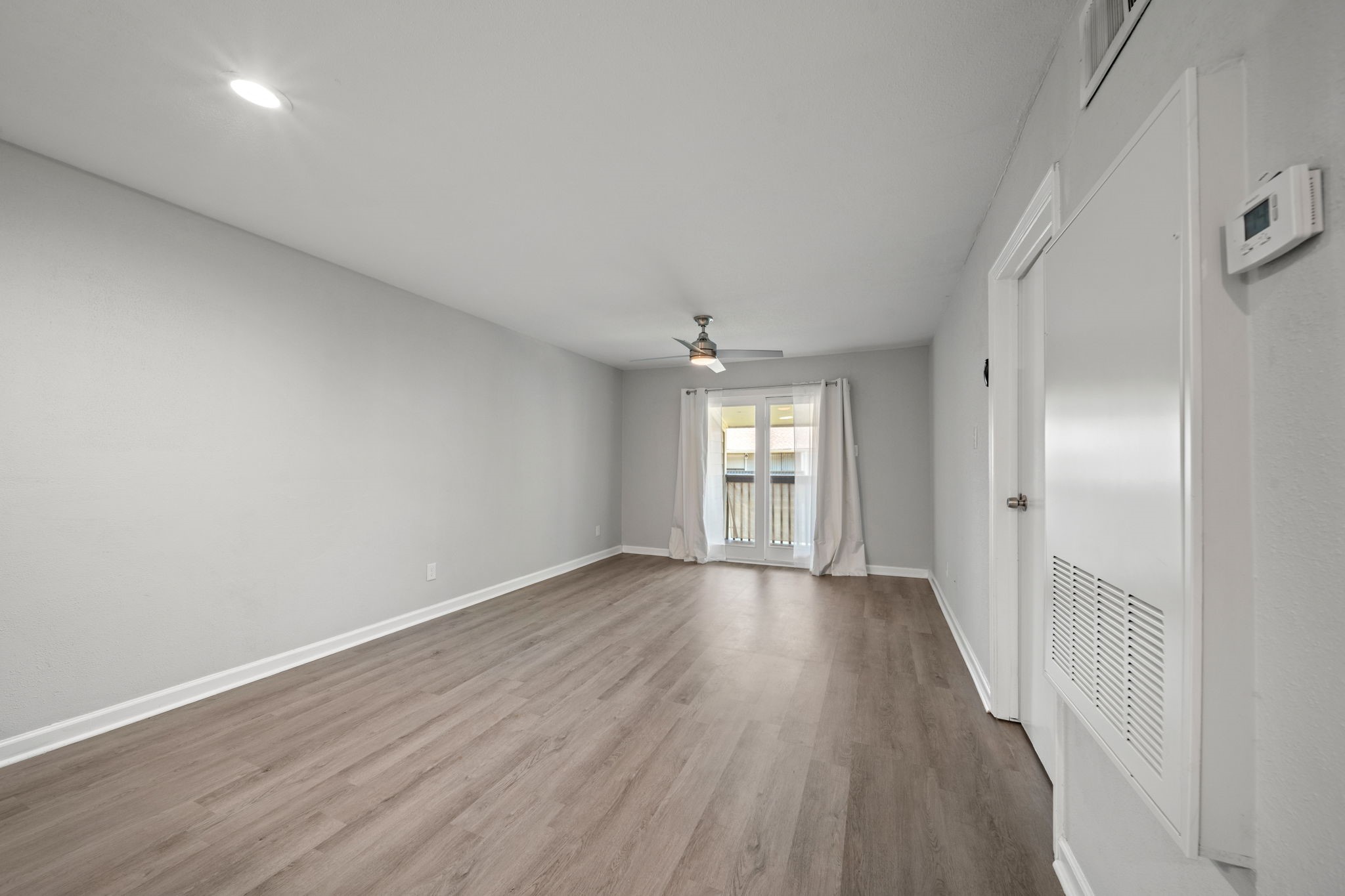 13151 Walden Road, Unit 188 Montgomery, TX 77356 - Photo 5 of 15 Gallery Image 5