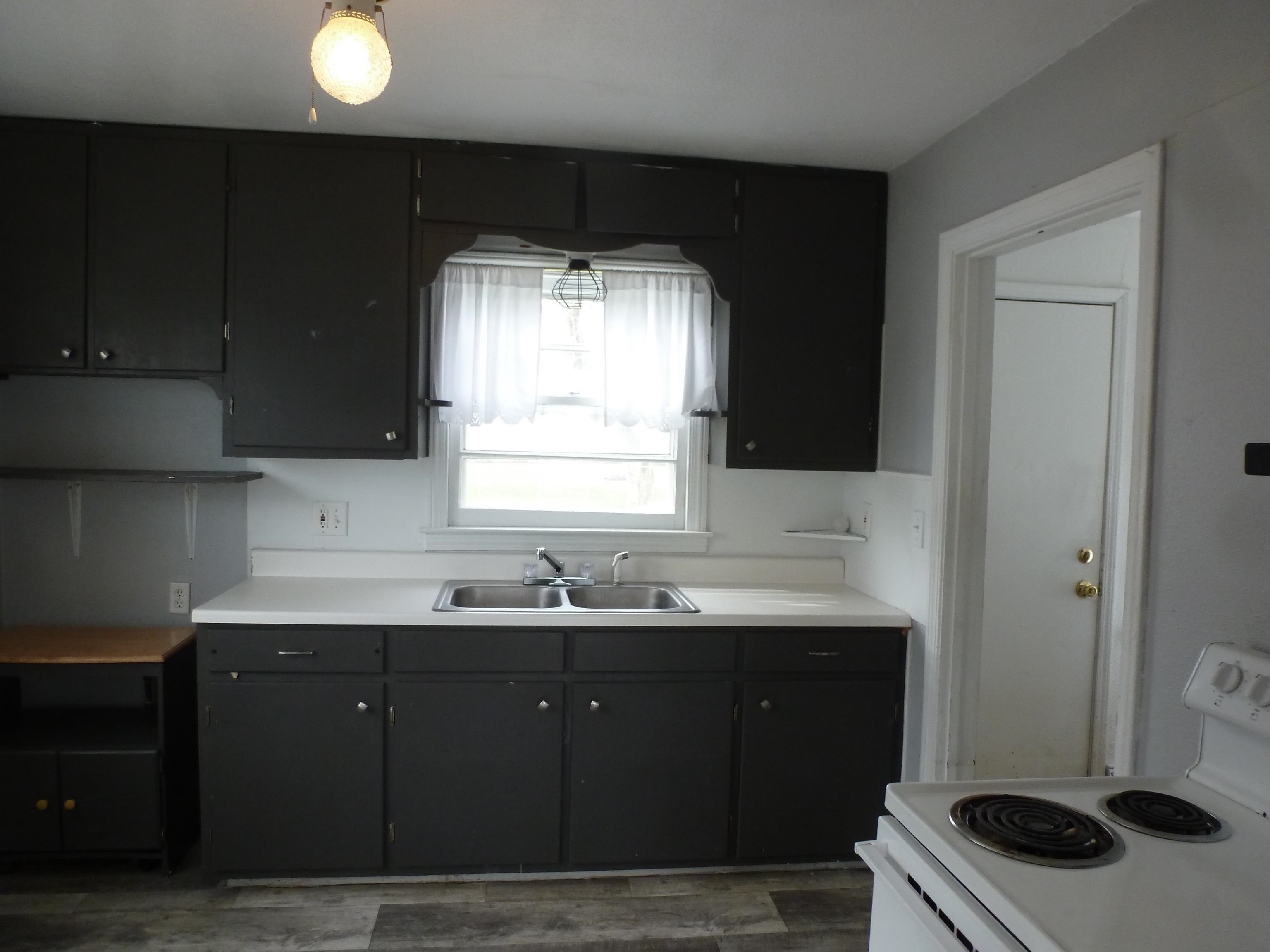 5064 Hess Road Saginaw, MI 48601 - Photo 7 of 18 Gallery Image 7
