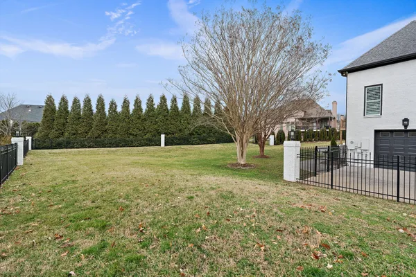 $2,249,000 | 9616 Deer Track Court, Brentwood, TN 37027