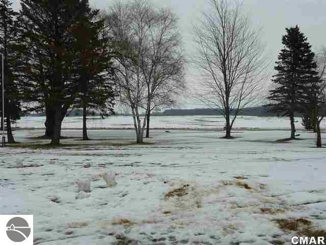 9272 South Summerton Road Shepherd, MI 48883 - Photo 19 of 23 1772238-18.JPG