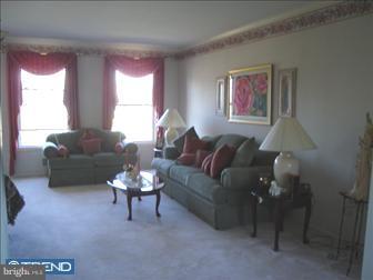 55 Andover Way Hamilton, NJ 08610 - Photo 2 of 6 Living Room