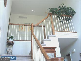 55 Andover Way Hamilton, NJ 08610 - Photo 3 of 6