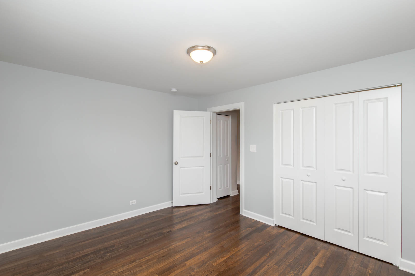 6805 North Ridge Boulevard, Unit G3 Chicago, IL 60645 - Photo 3 of 11