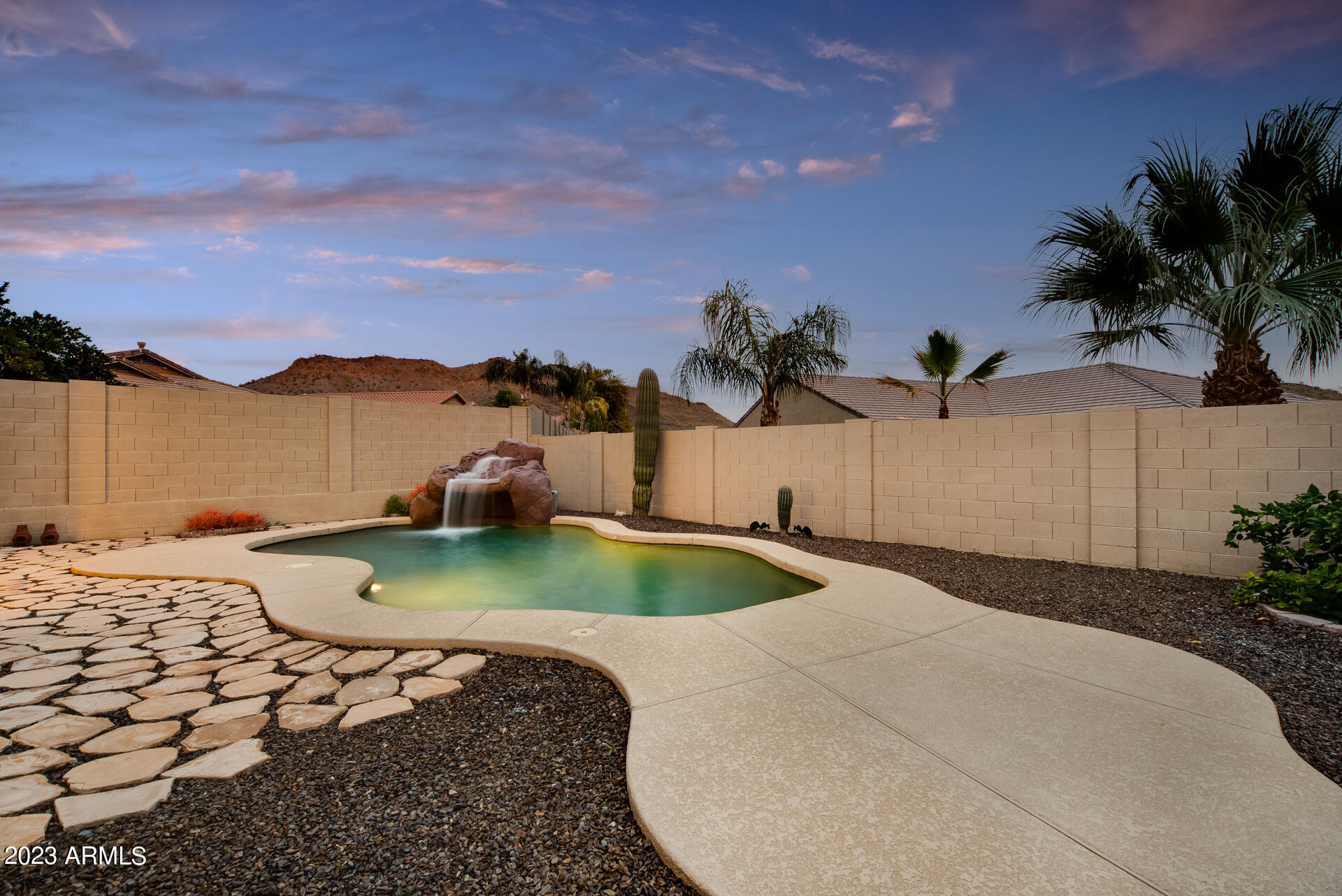 5225 West Red Bird Road Phoenix, AZ 85083 - Photo 27 of 32 Gallery Image 27