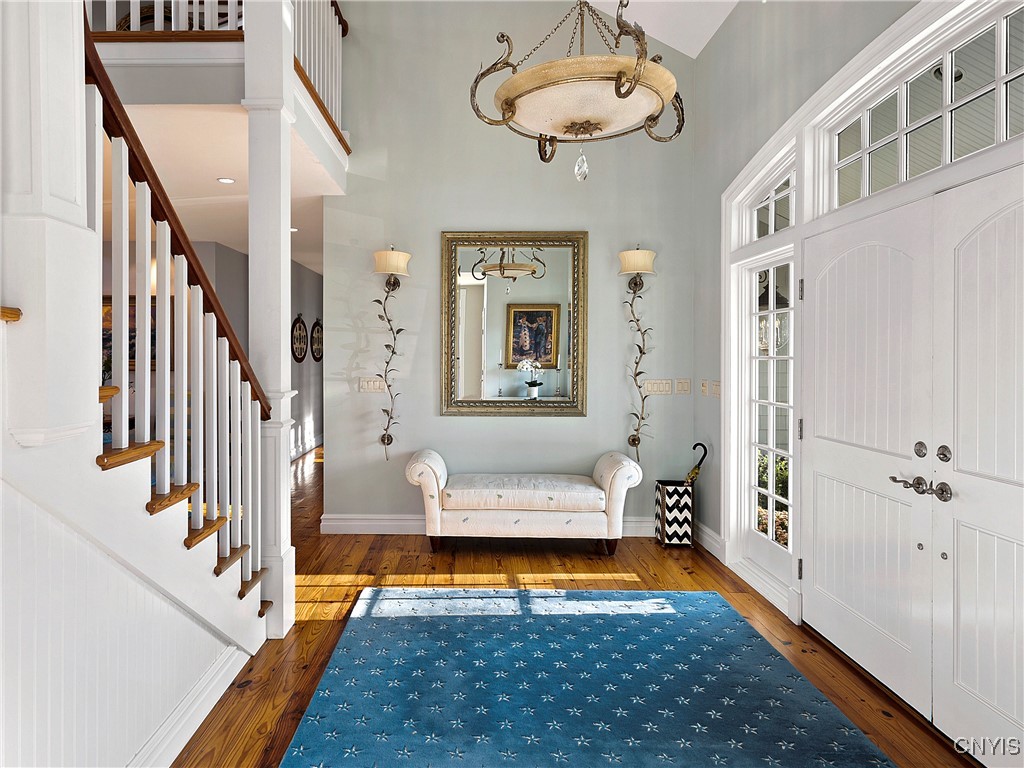 1818 West Lake Road Skaneateles, NY 13152 - Photo 12 of 48 Entrance Foyer