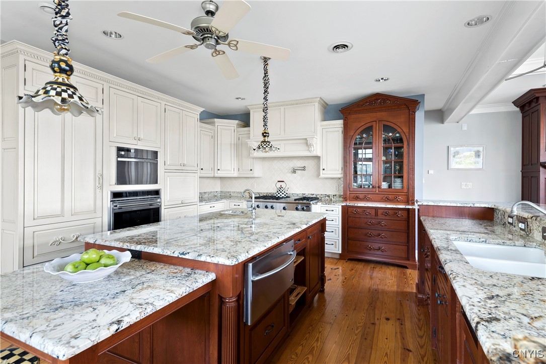 1818 West Lake Road Skaneateles, NY 13152 - Photo 22 of 48 Gourmet Kitchen with high end professional applian