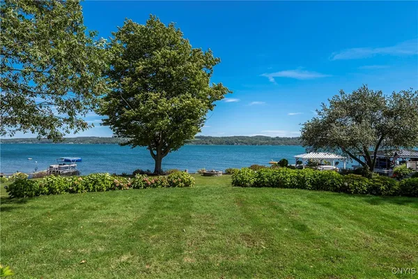 $9,950,000 | 1818 West Lake Road, Skaneateles, NY 13152