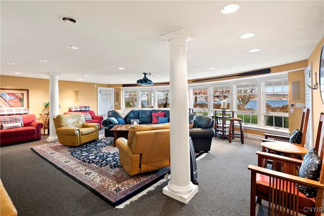 $10,700,000 | 1818 West Lake Road, Skaneateles, NY 13152