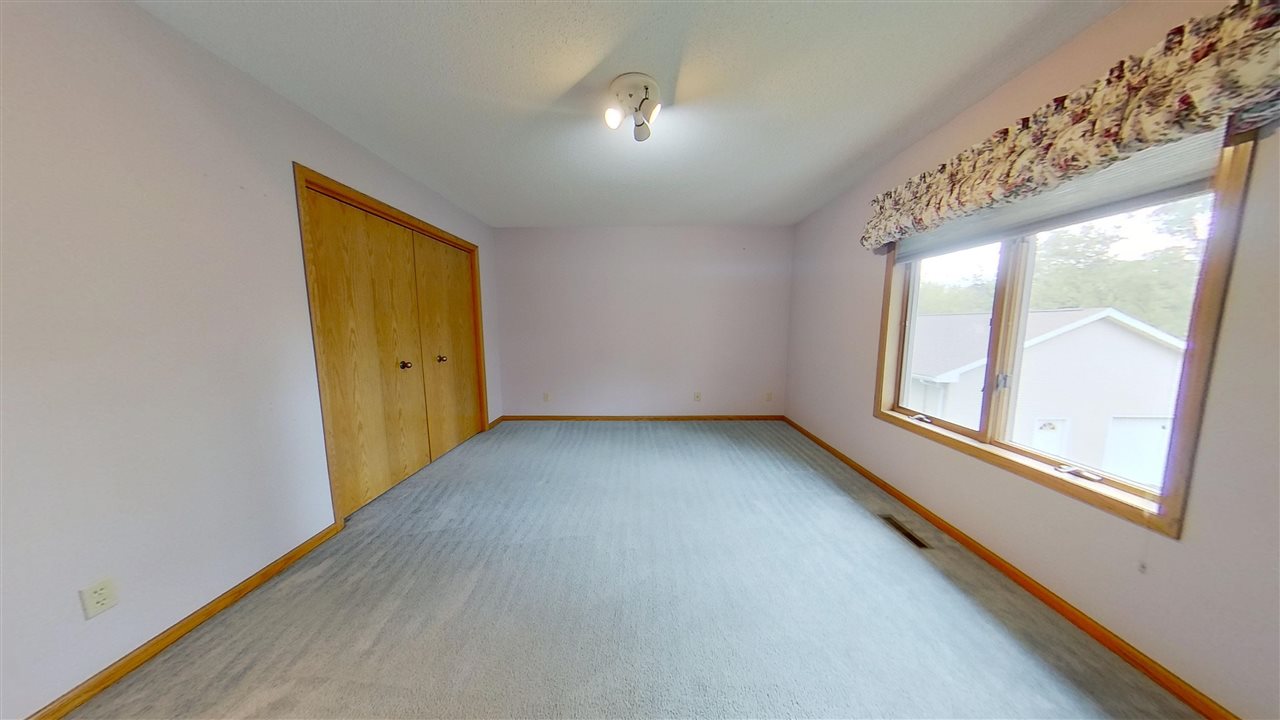 41 West Deerfield Road Mount Pleasant, MI 48858 - Photo 34 of 46 1893792-33.JPG