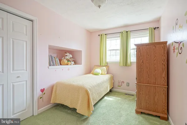 $375,000 | 11 Cherry Lane, West Deptford, NJ 08096