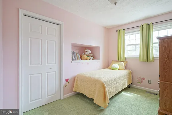 $375,000 | 11 Cherry Lane, West Deptford, NJ 08096