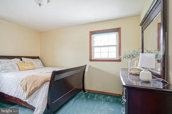 $375,000 | 11 Cherry Lane, West Deptford, NJ 08096