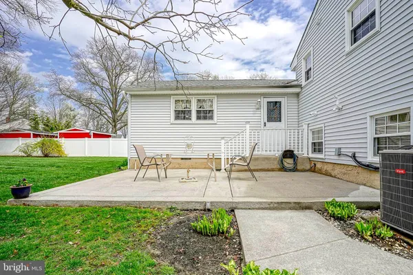 $375,000 | 11 Cherry Lane, West Deptford, NJ 08096