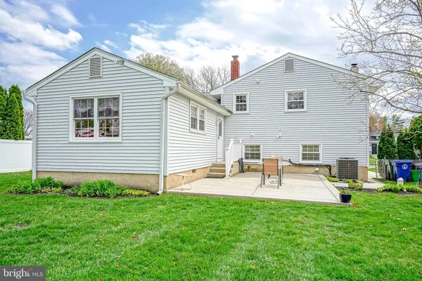 $375,000 | 11 Cherry Lane, West Deptford, NJ 08096