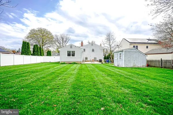 $375,000 | 11 Cherry Lane, West Deptford, NJ 08096