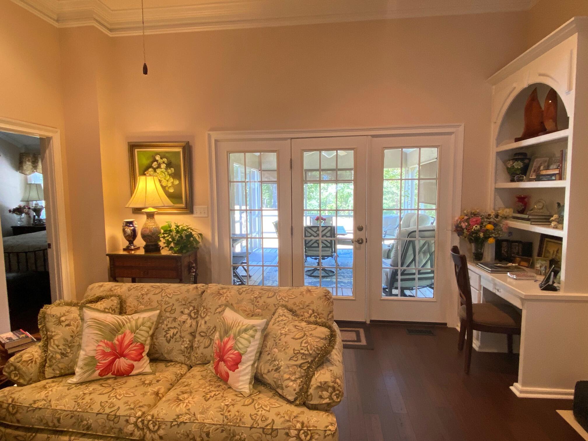 122 Village Road Greenwood, SC 29649 - Photo 14 of 29 IMG_4820