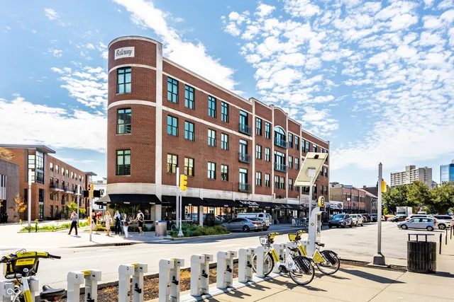 $799,900 | 757 Massachusetts Avenue, Unit 201, Indianapolis, IN 46204