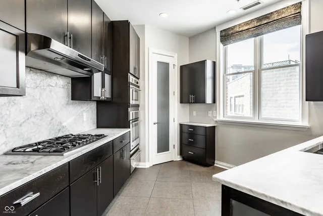 $799,900 | 757 Massachusetts Avenue, Unit 201, Indianapolis, IN 46204