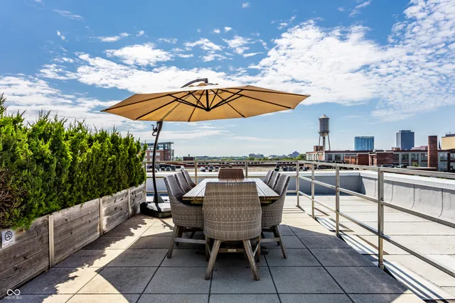 $799,900 | 757 Massachusetts Avenue, Unit 201, Indianapolis, IN 46204