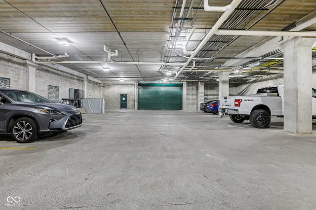 $799,900 | 757 Massachusetts Avenue, Unit 201, Indianapolis, IN 46204