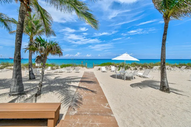 $12,500 | 170 North Ocean Boulevard, Unit 206, Palm Beach, FL 33480